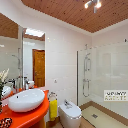 Villa Gabriela - *